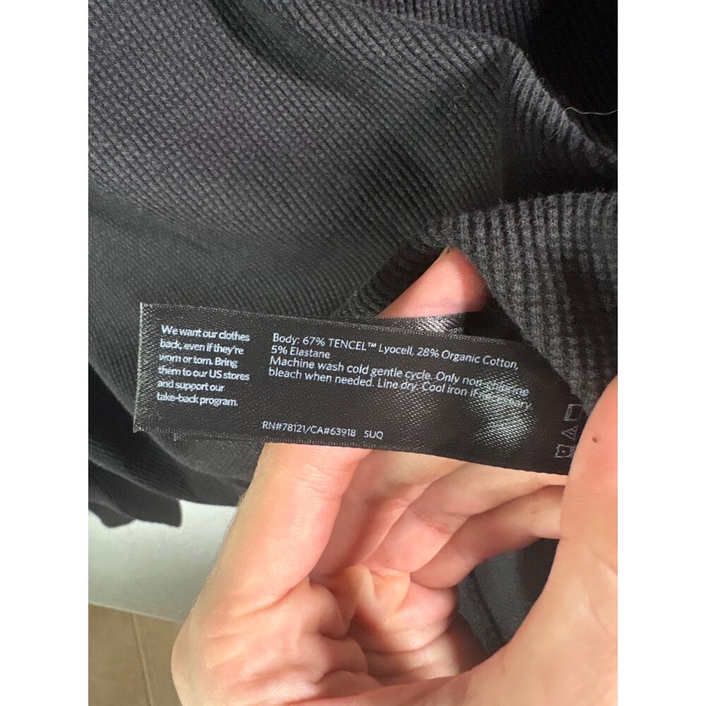 Eileen Fisher Tencel and Organic Cotton Waffle Top Womens Small Mock Neck Black - Picture 5 of 6